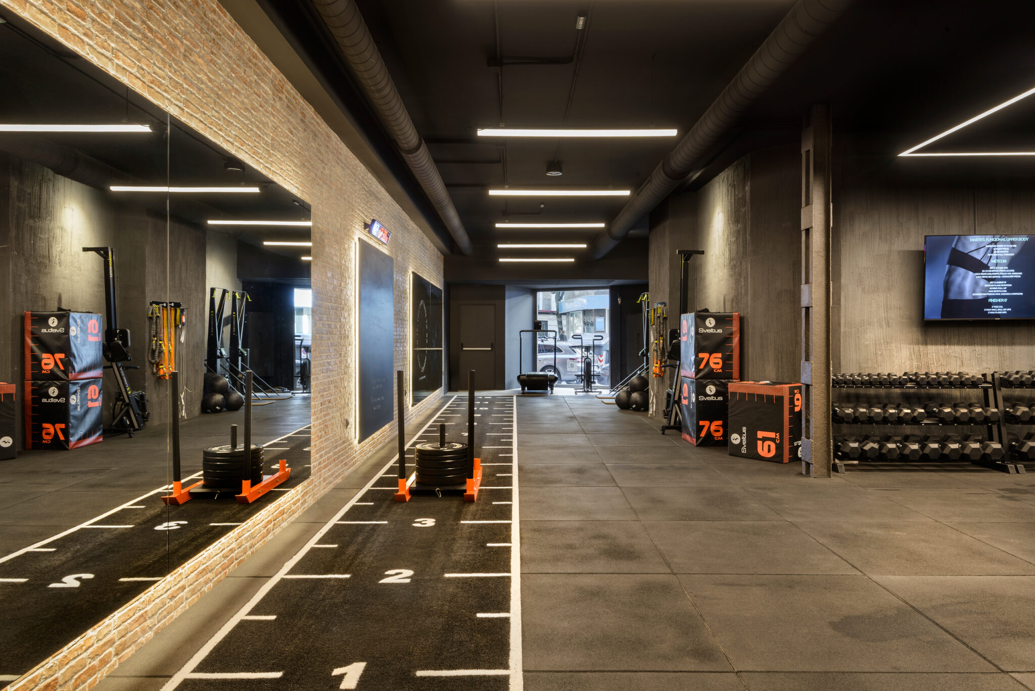 APEX76123BajaQHD-2048x1367