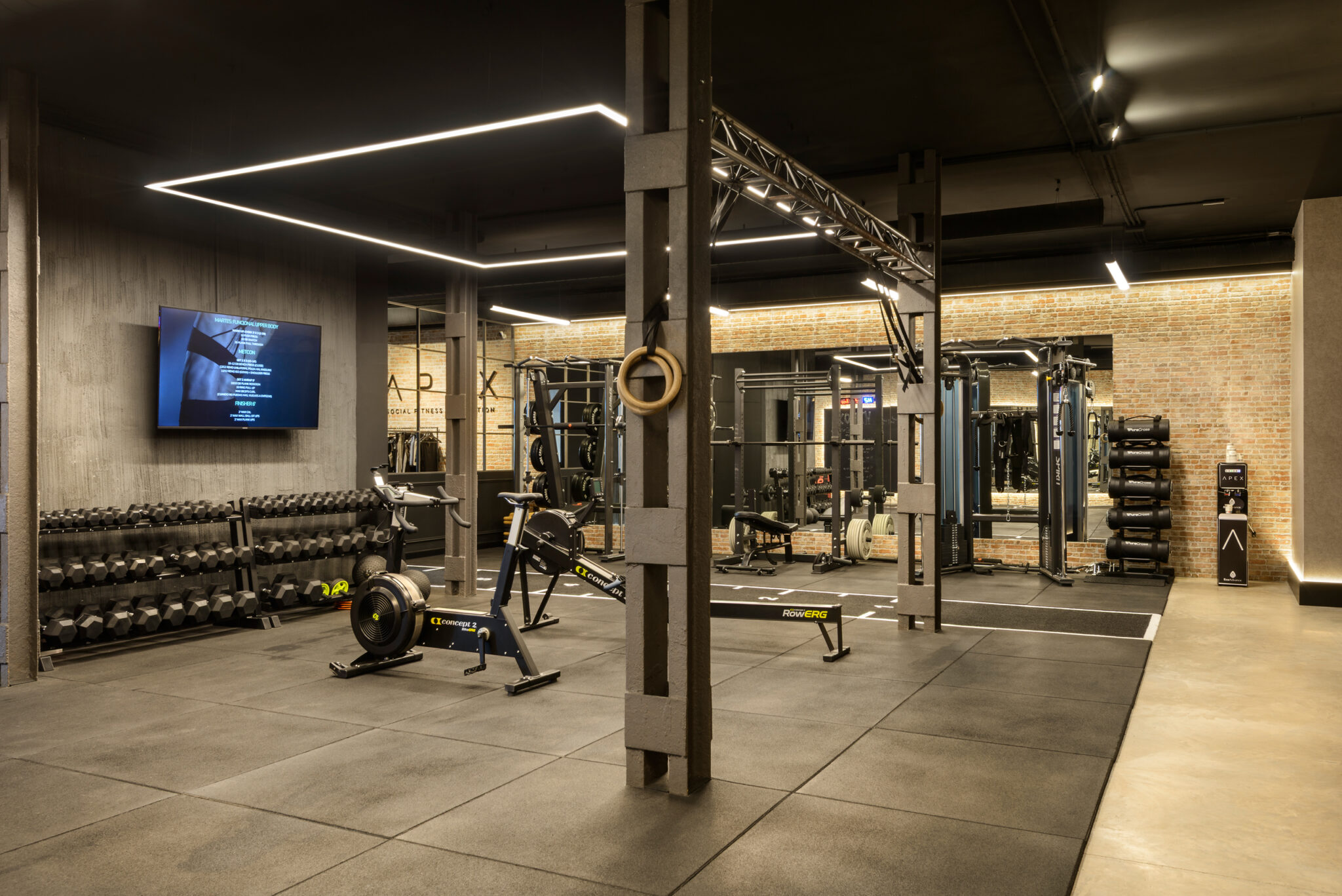 APEX76136BajaQHD-2048x1367