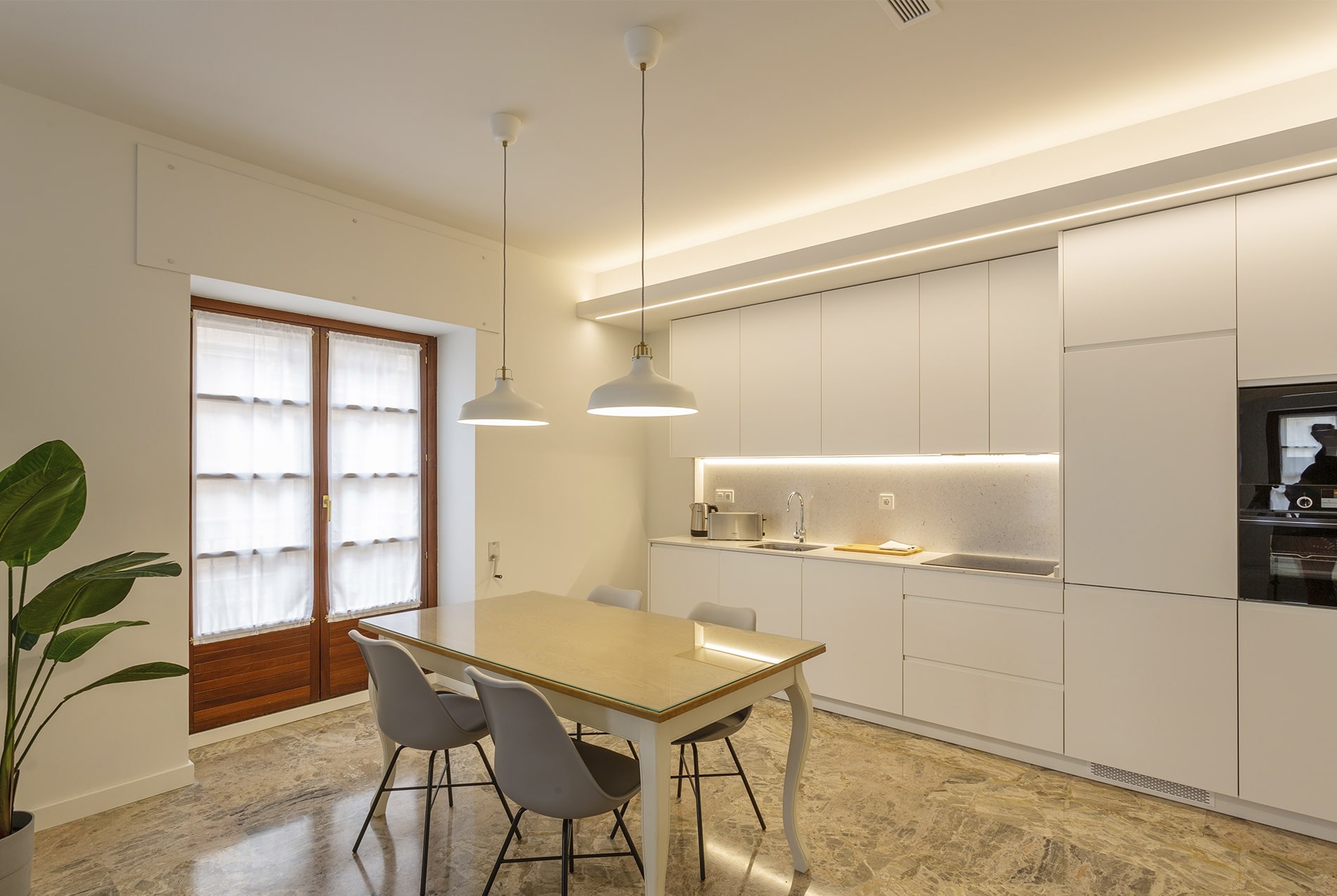 imgi_13_PBGoya_ApartAlfonso_Gris-8-min-1