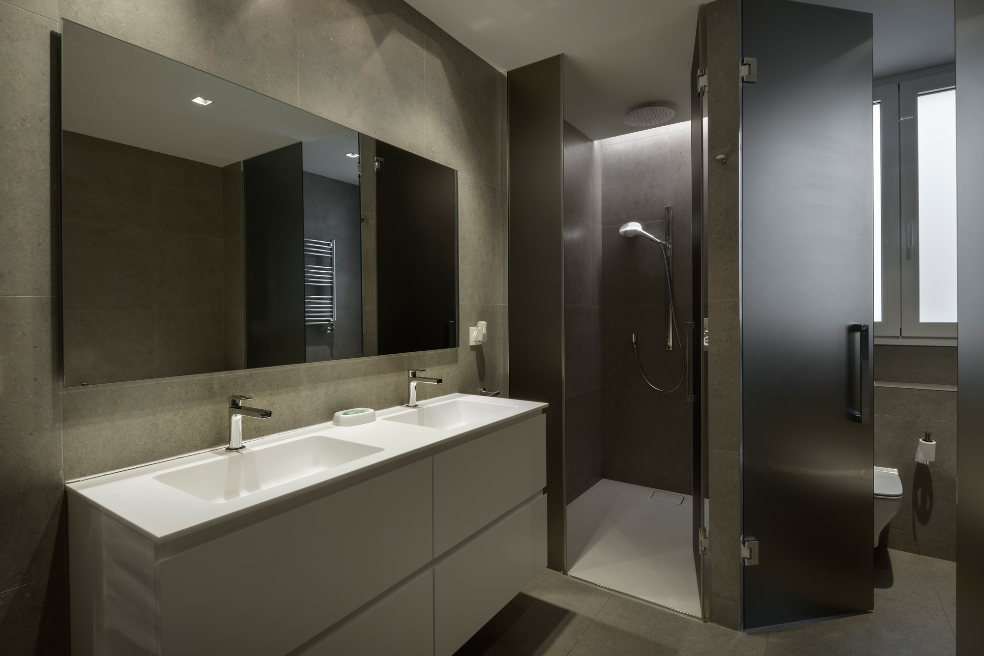 imgi_16_Sagasta43_95927BajaHD