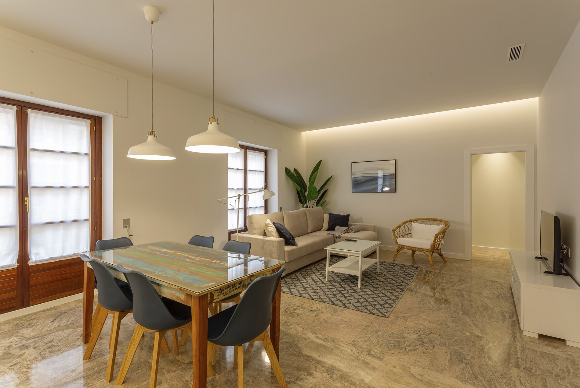 imgi_25_PBGoya_ApartAlfonso_Azul-3-min