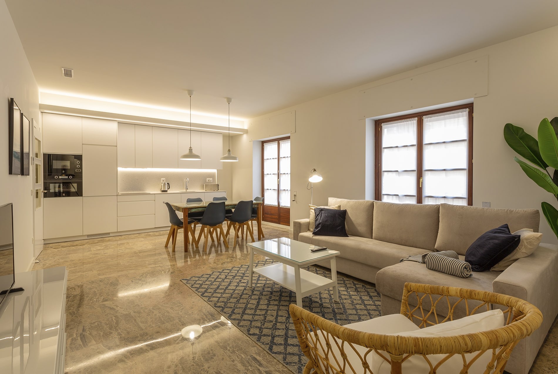 imgi_28_PBGoya_ApartAlfonso_Azul-6-min