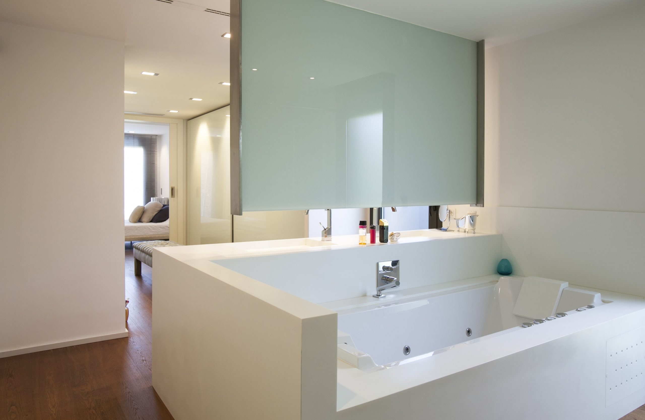 imgi_4_IMG_7679-min-scaled